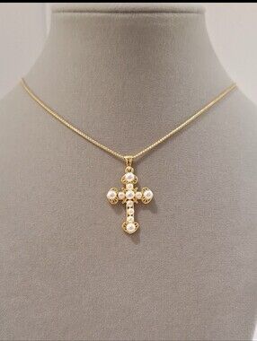 Fresh water pearl Cross necklace.